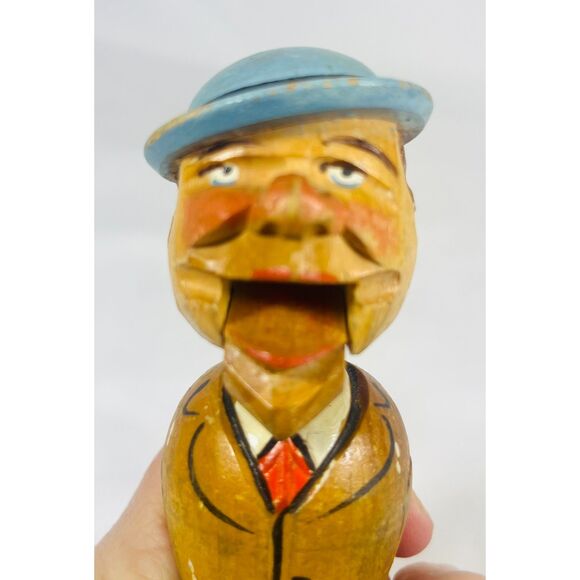 Vintage Anri Wooden Hand Carved Bottle Stopper Man in Hat Tongue - Picture 2 of 8